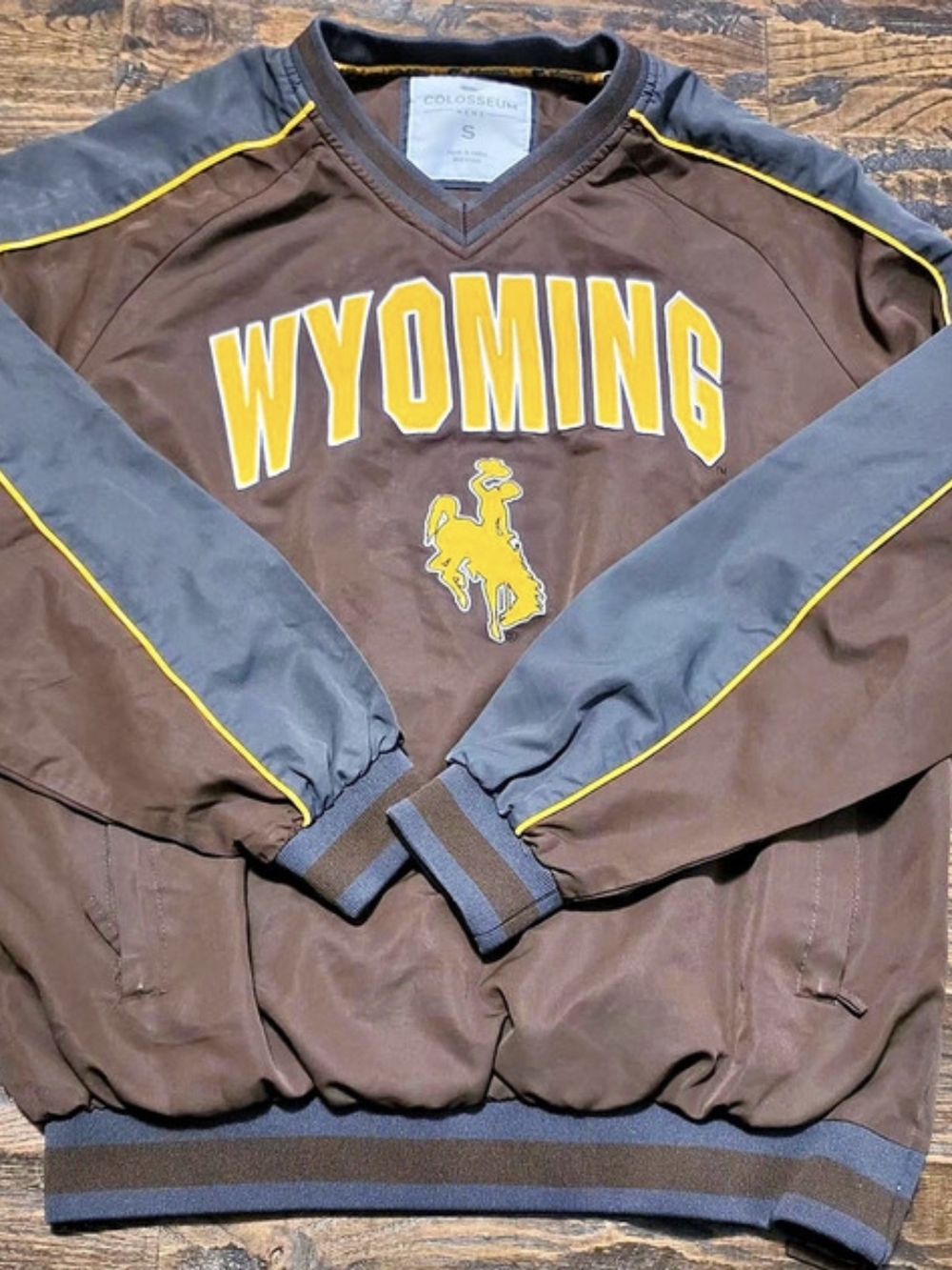 Colosseum Wyoming Varsity Jacket Brown Gray Size Small